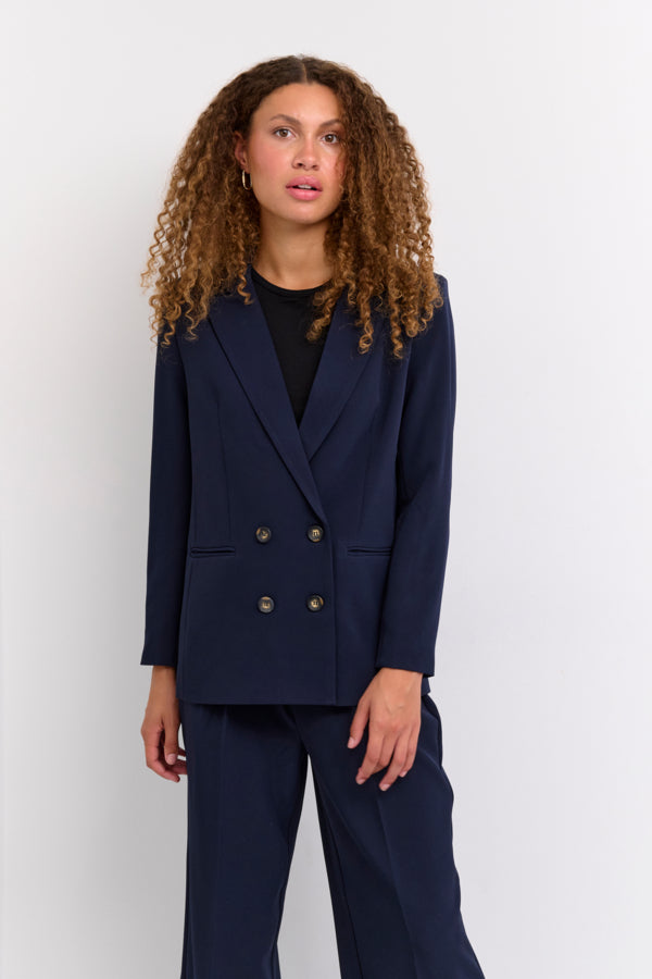 The Tailored Blazer