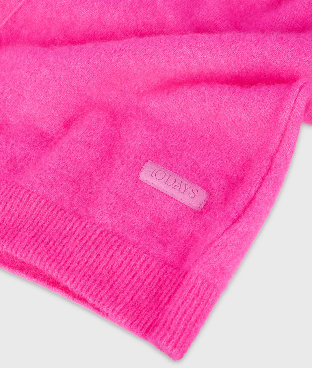 V-Neck Knit Sweater neon pink