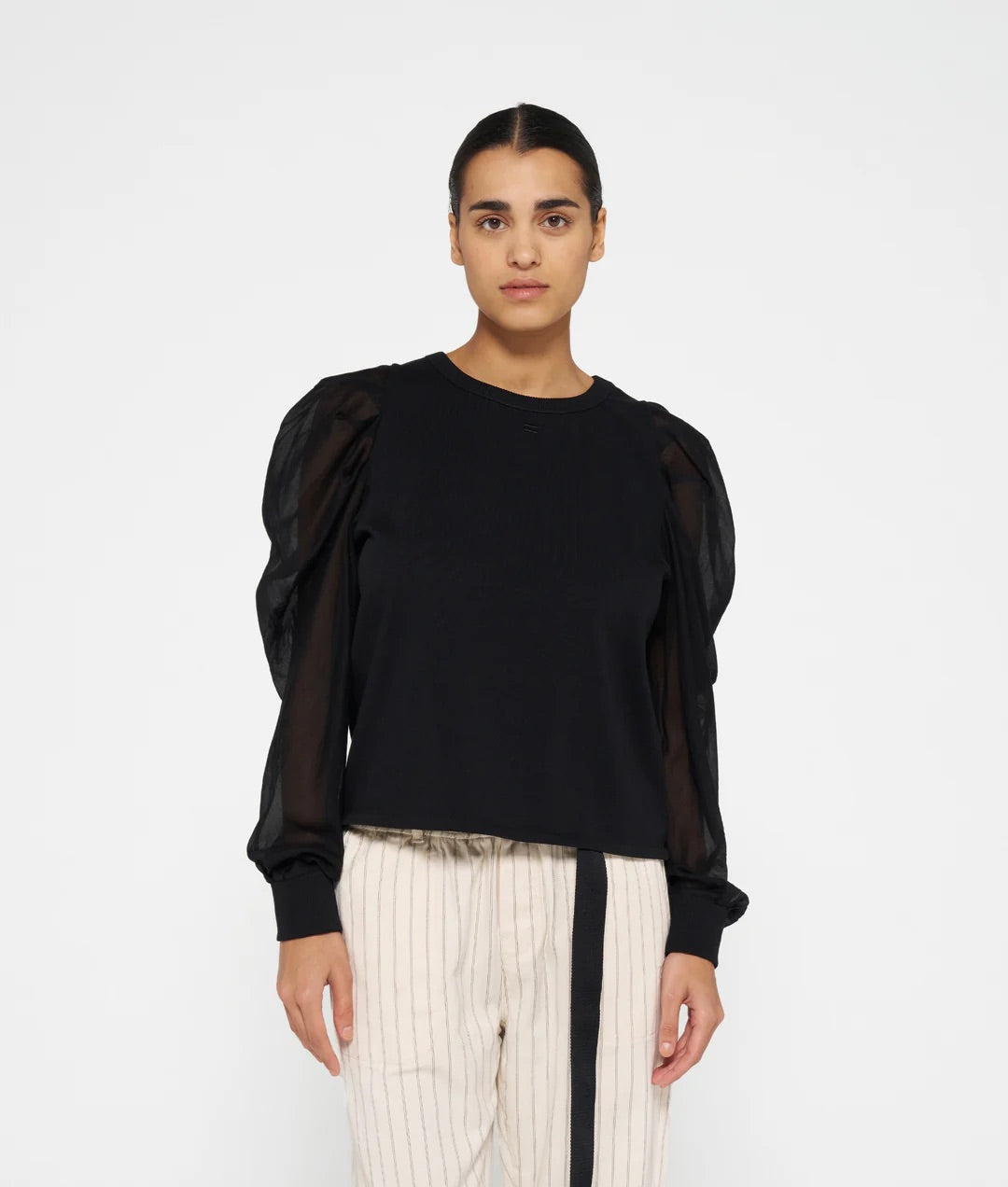 Soft Sweater Puff Sleeves black