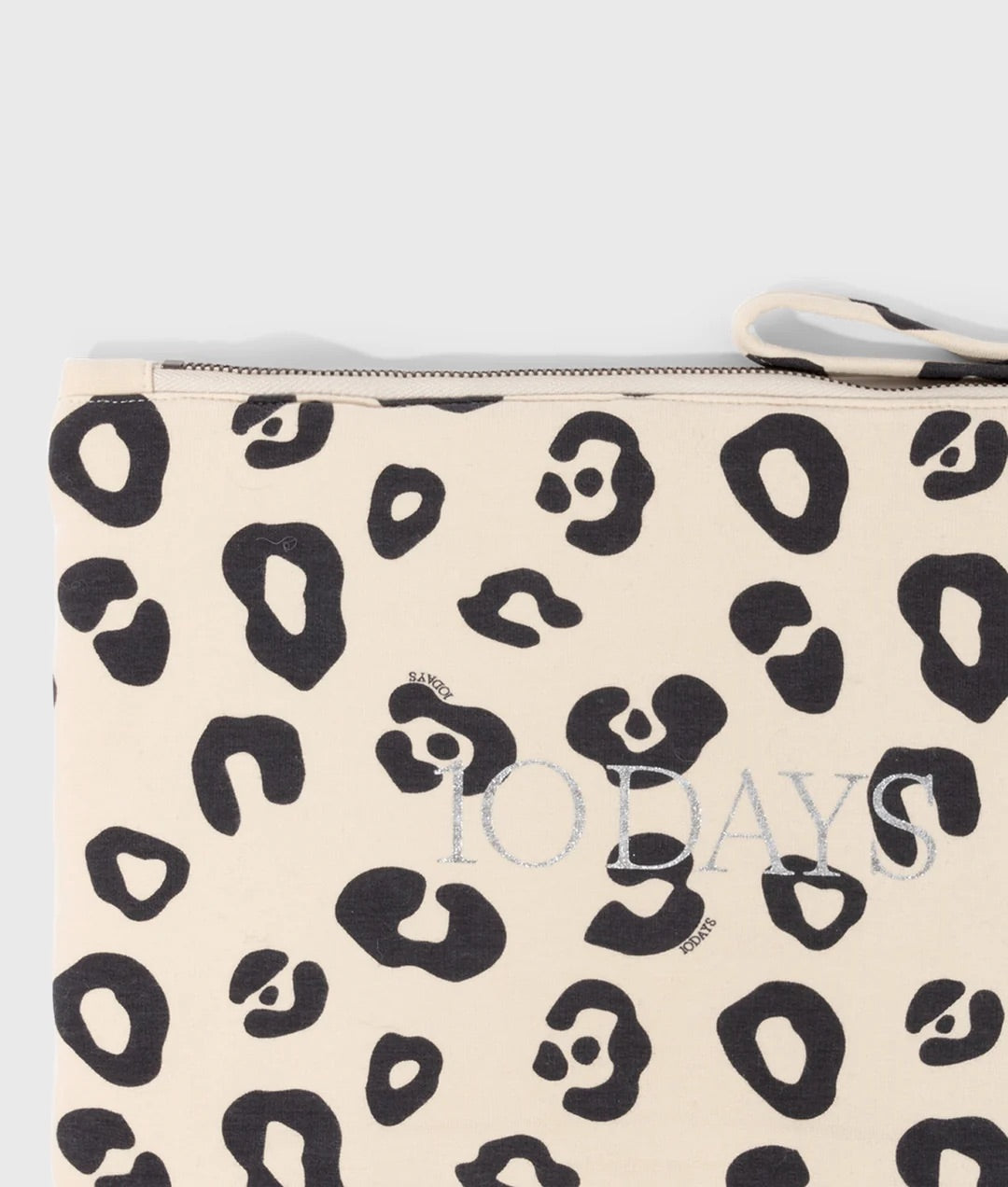 Padded Pouch Leopard