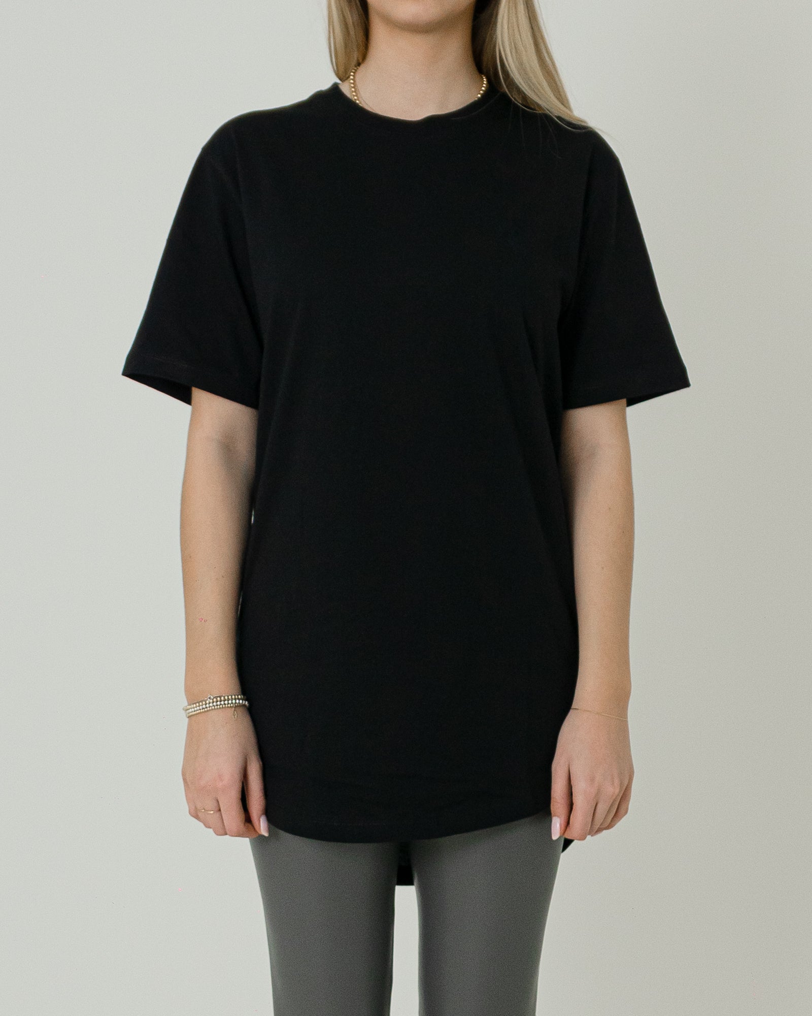 Basic-Longshirt „UnderneathDLL“ black