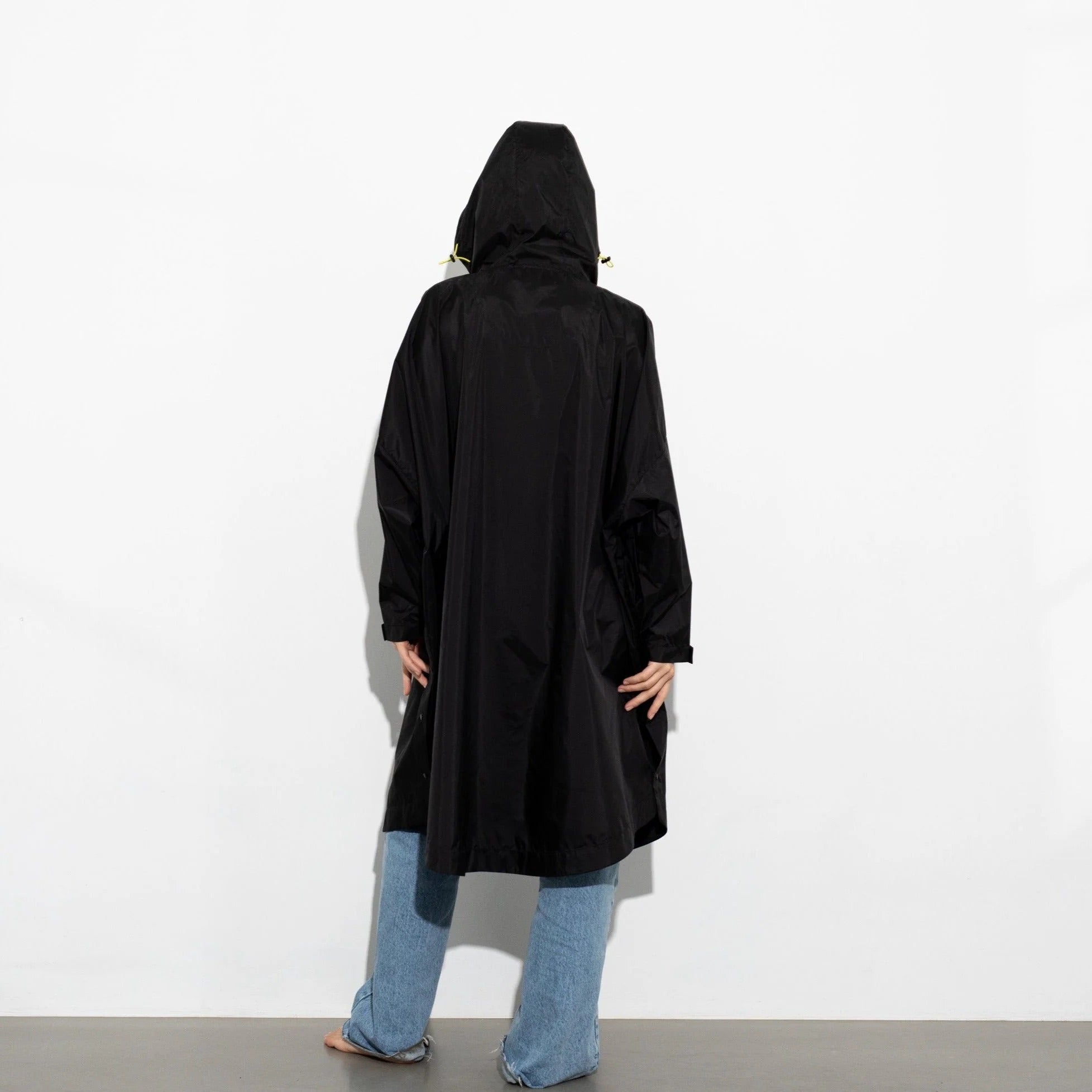 Raincoat „Solid Black“